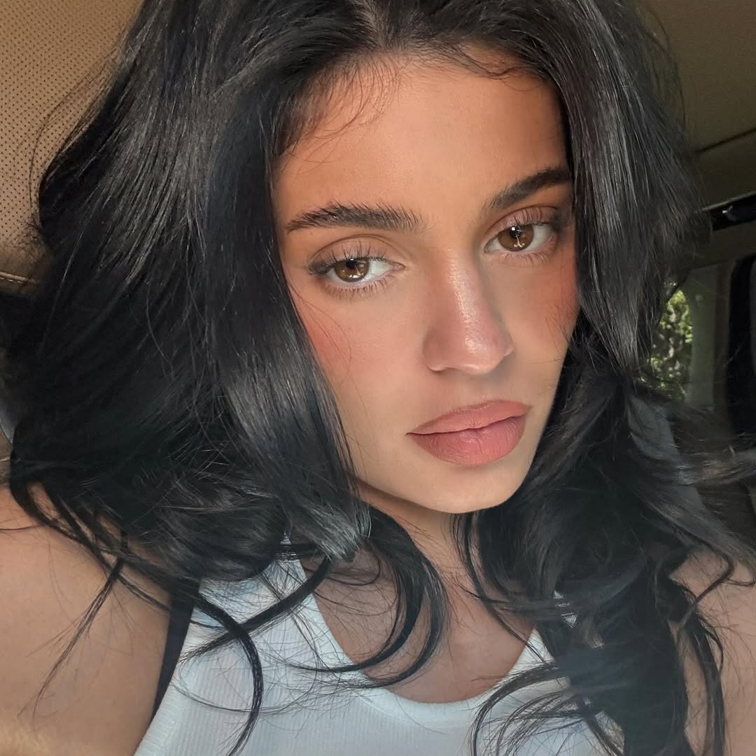 kylie jenner makeup look